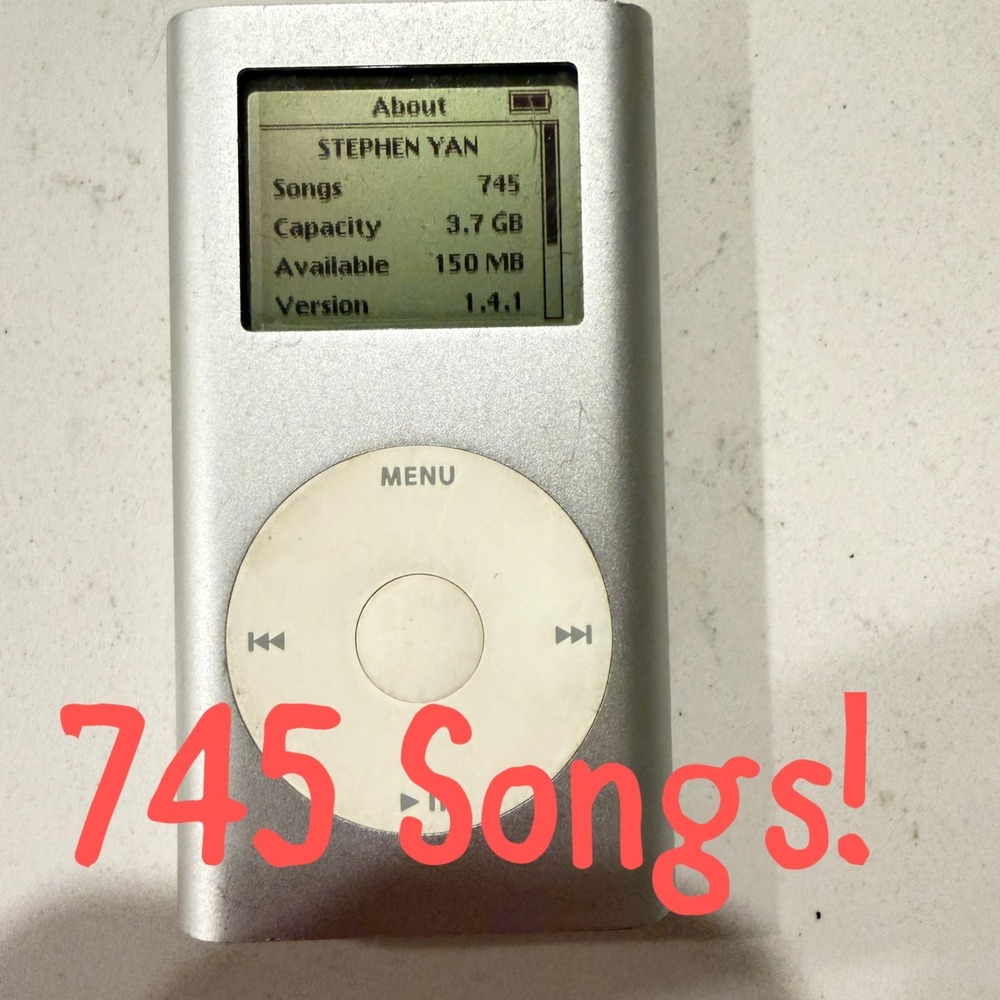 Apple iPod Mini A1051 1st Gen Silver Handheld 4GB Portable MP3 Player 745 Songs